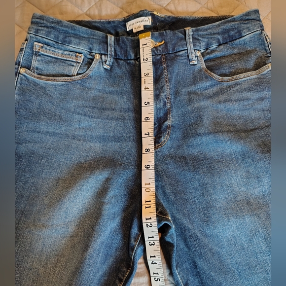 Classic Straight Leg Blue Jeans - Picture 6 of 13